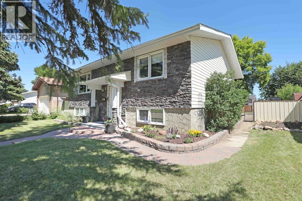 52 Marshall Drive W