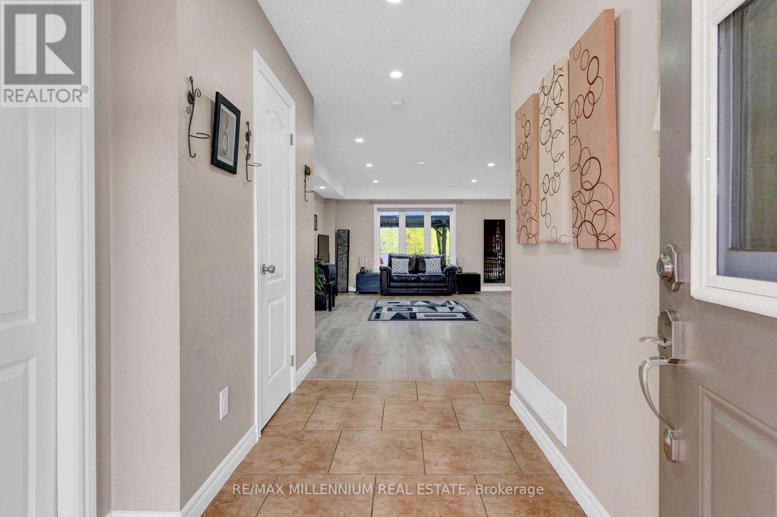 13 RIDGEWOOD COURT