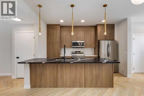 39 Andalusian Road Cochrane AB T4C3B7