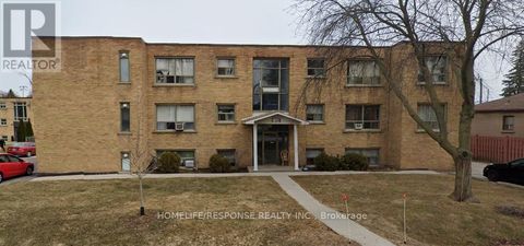 169 MAURICE DRIVE Oakville (CO Central) ON L6K2W8