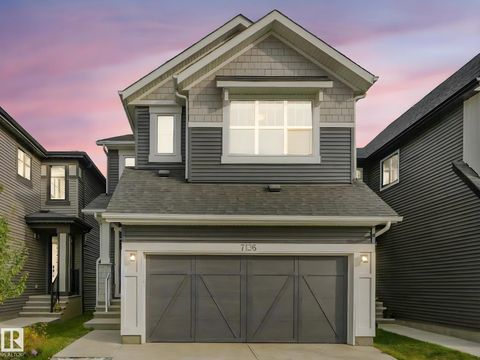 7136 52 AV Beaumont AB T4X2Z8