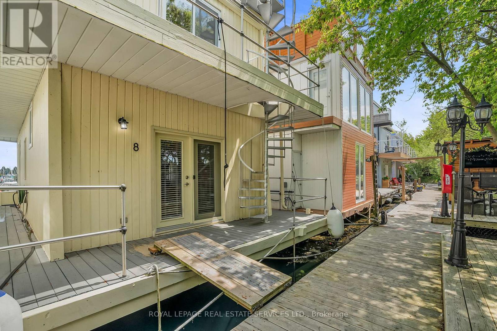 8 - 7 BRIMLEY ROAD S