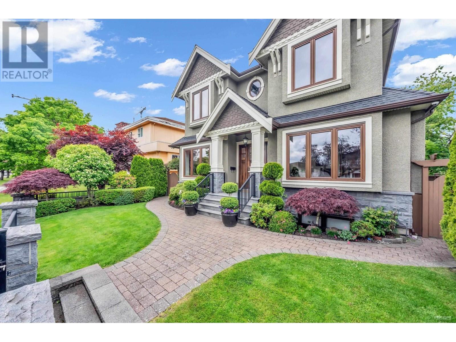 283 W 45TH AVENUE