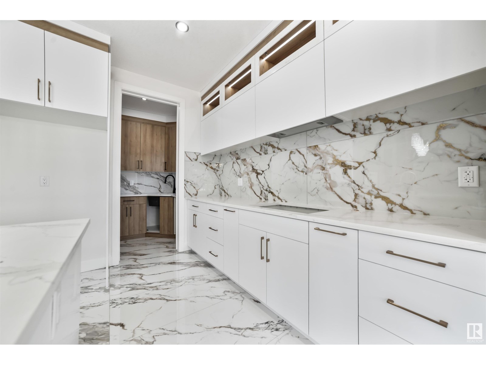 #6025 19 ST