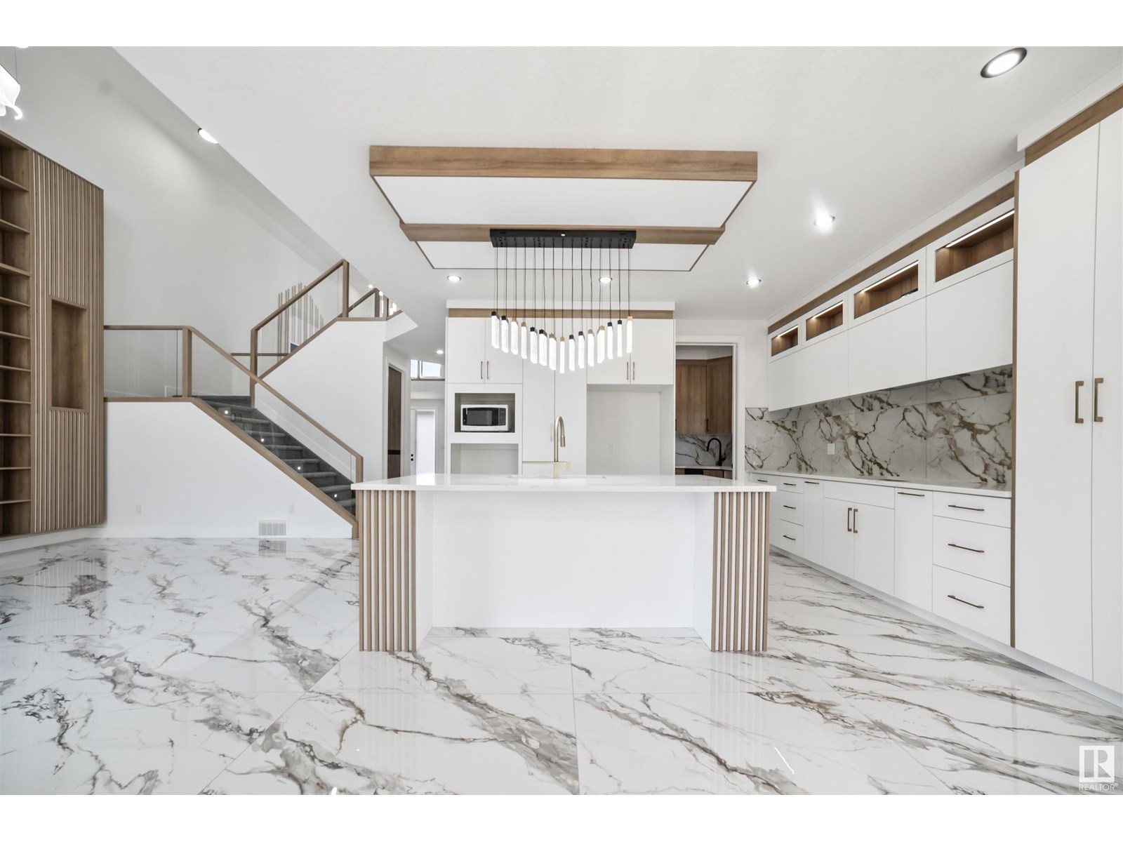 #6025 19 ST