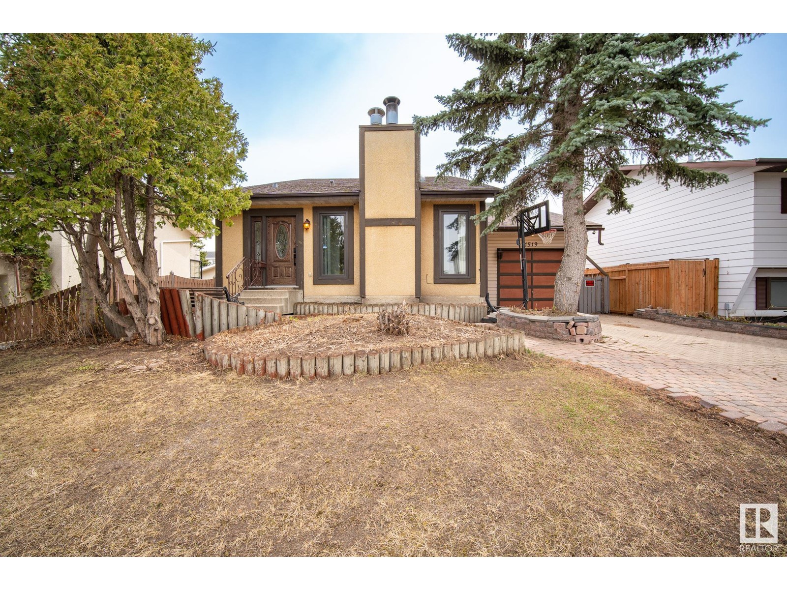11519 141 AV NW