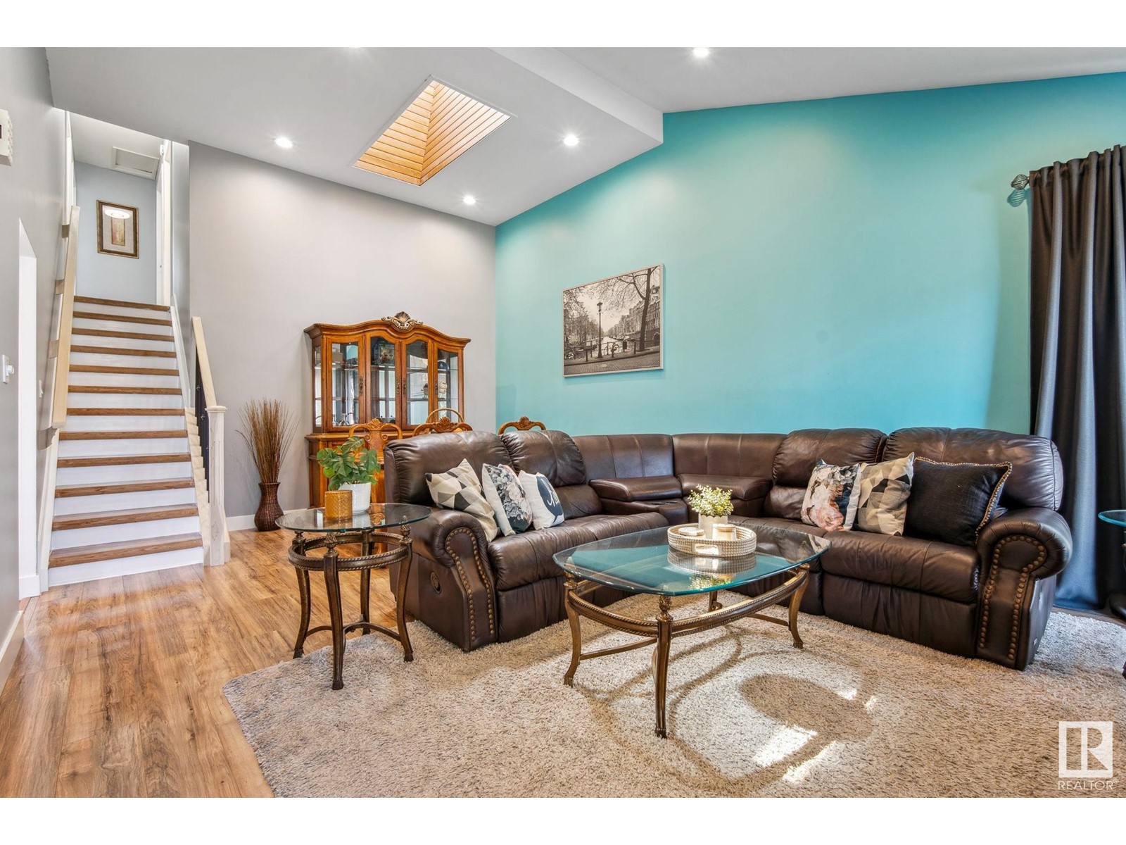 11519 141 AV NW