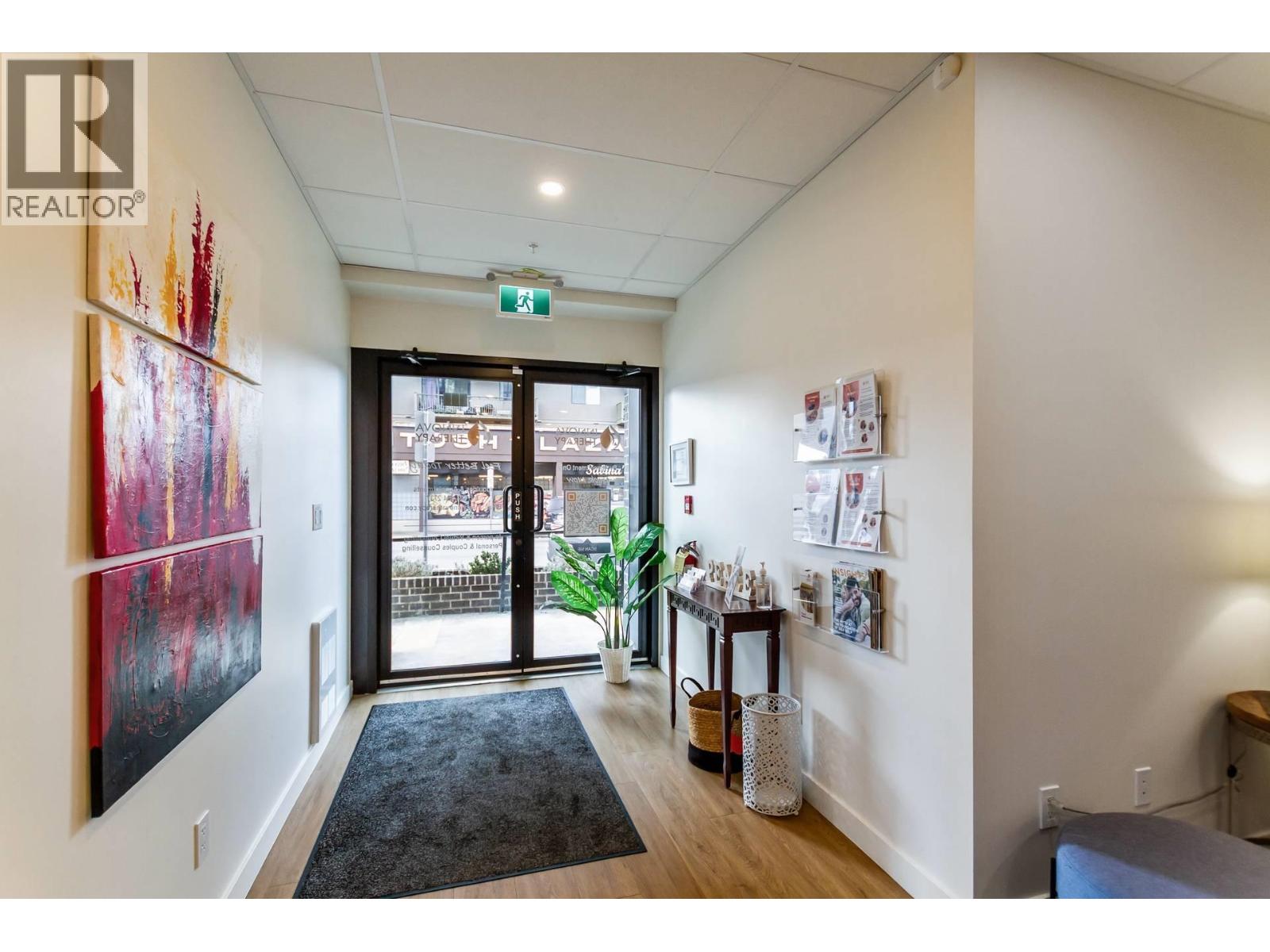 107 22335 MCINTOSH AVENUE