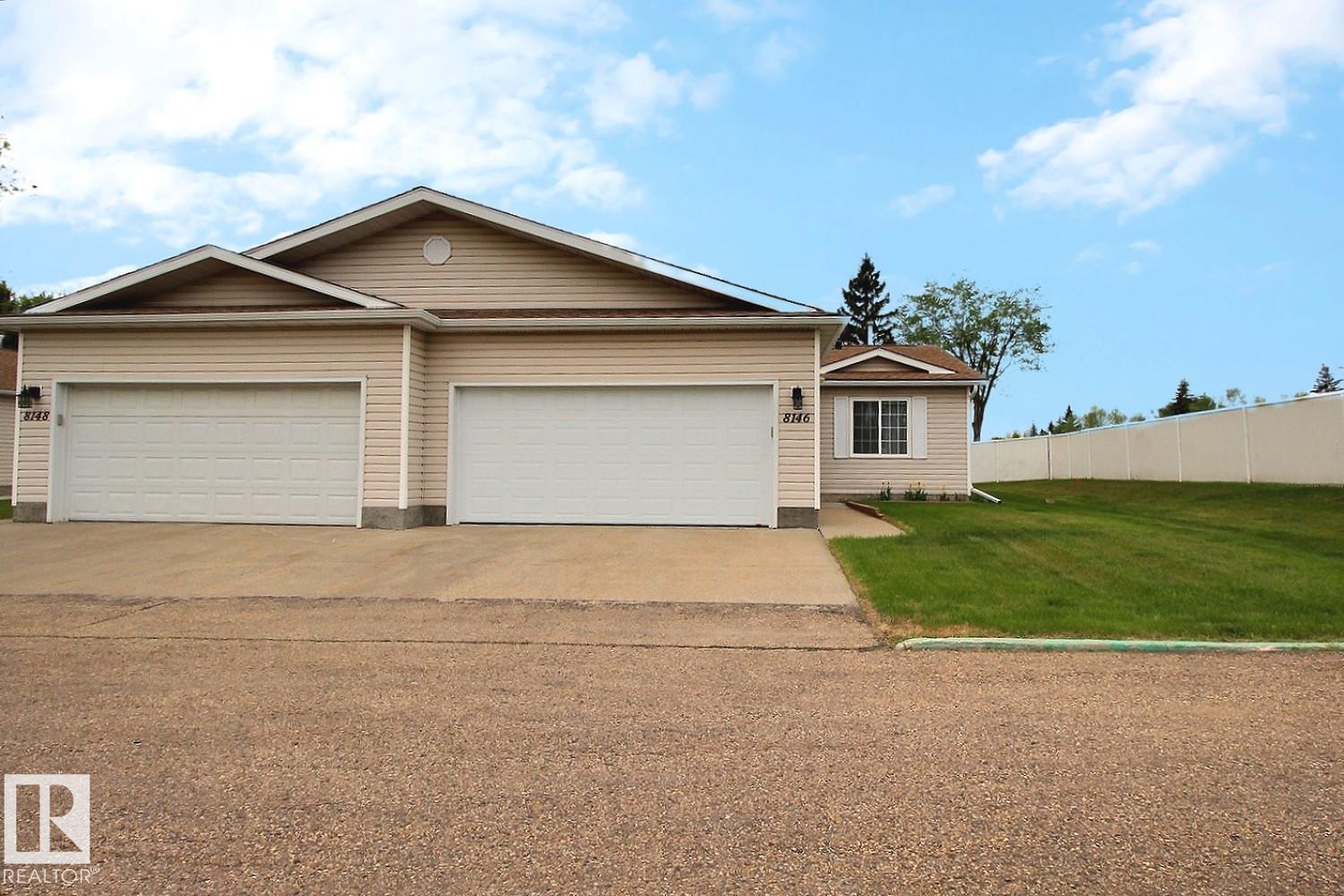 8146 27 AV NW
