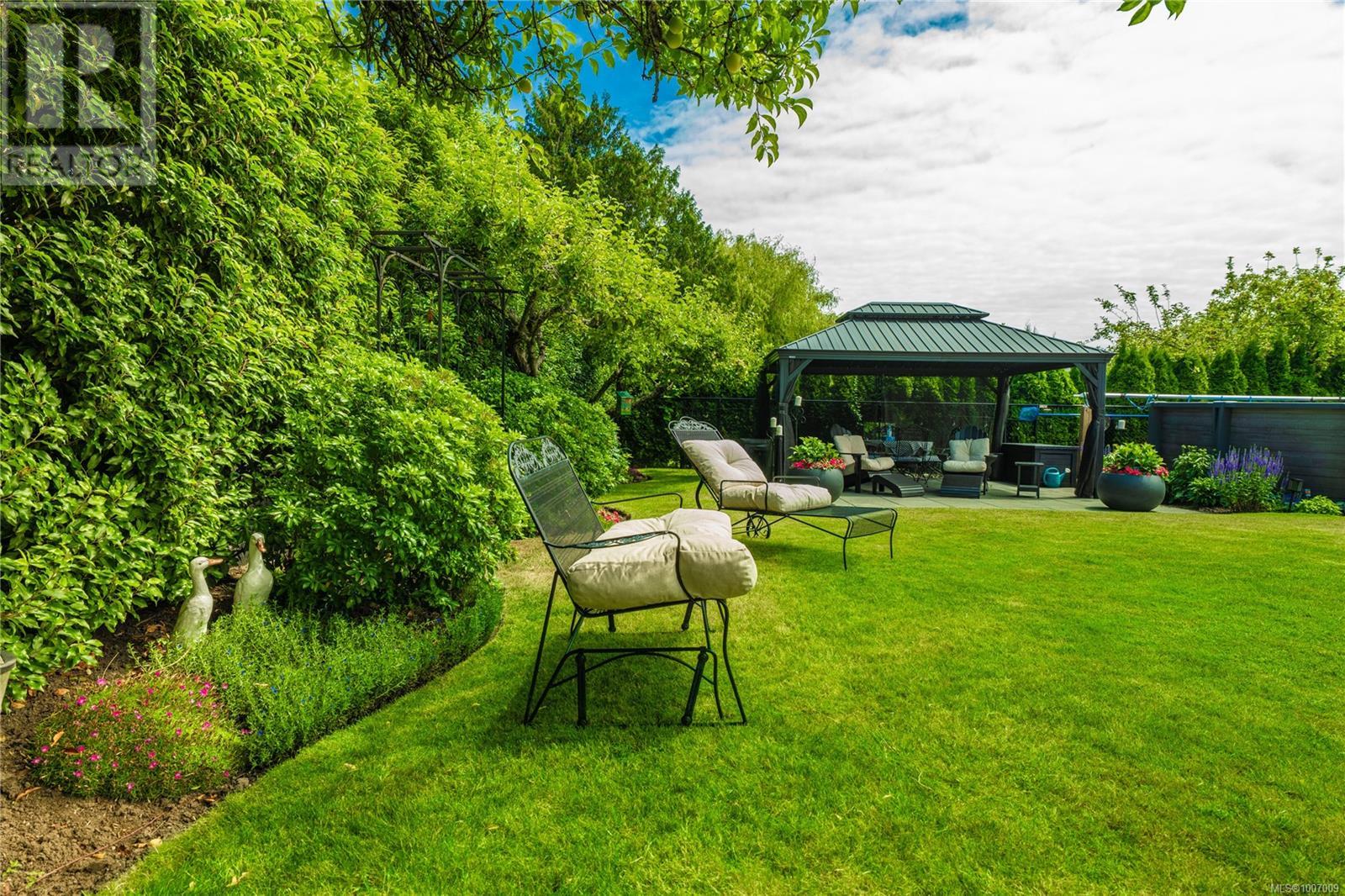 3971 Cherrilee Cres