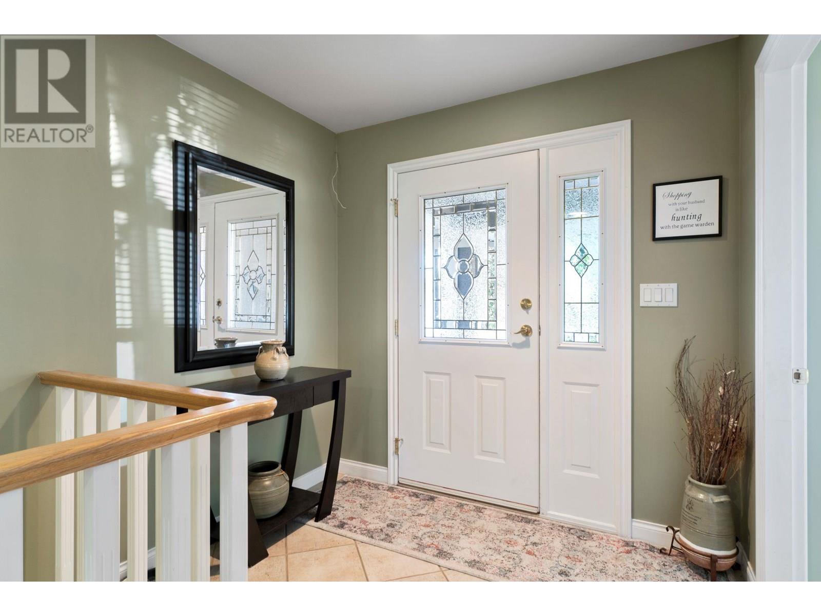 2550 Golf Course Drive Unit# 11