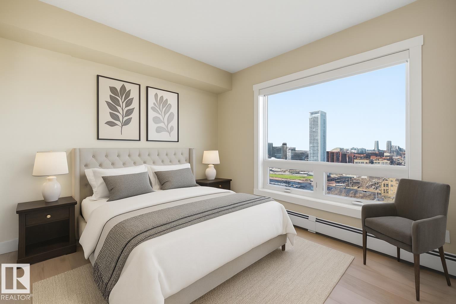 #1306 10410 102 AV NW