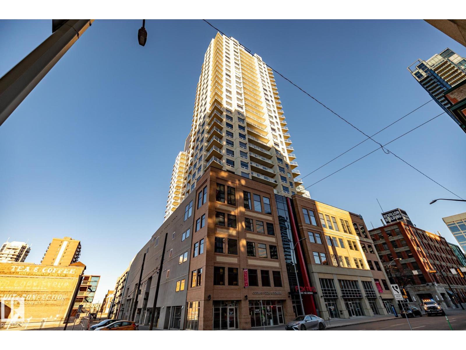 #1306 10410 102 AV NW