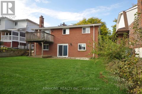 36 FLOWERVALE ROAD Markham (German Mills) ON L3T4J4