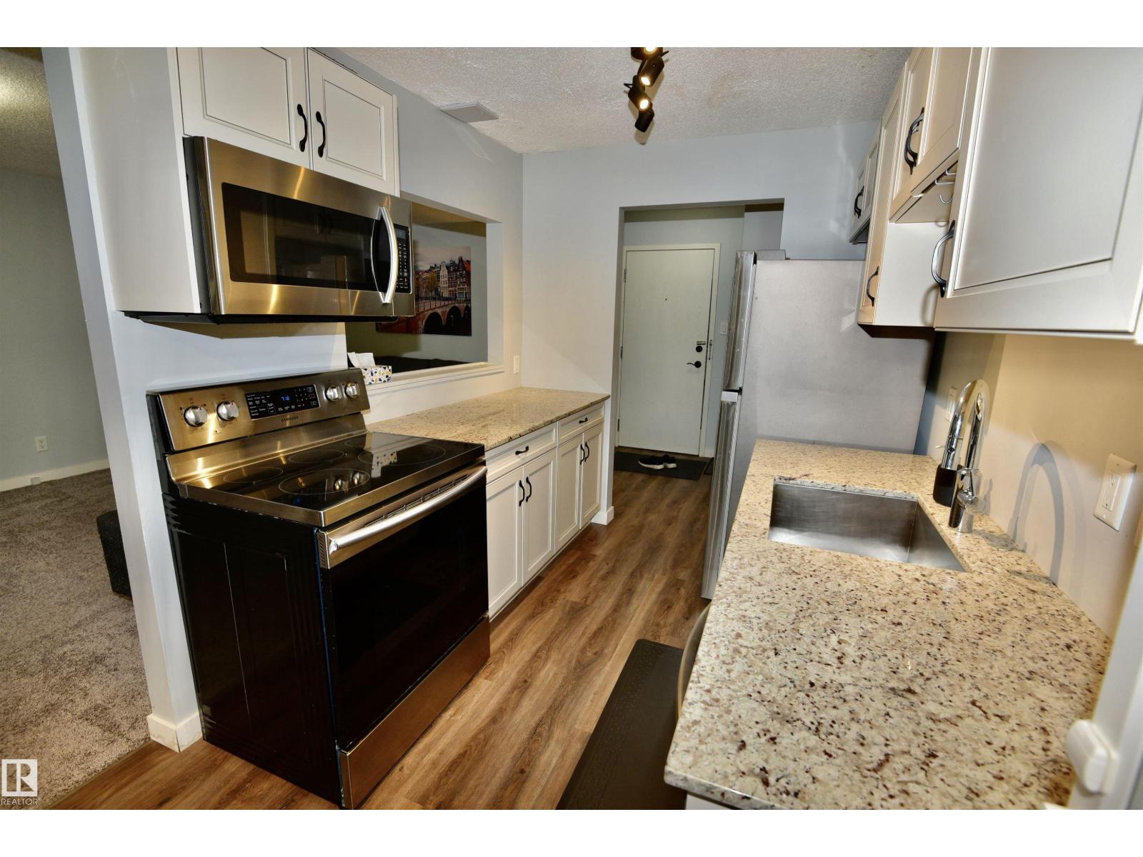 #21 10160 119 ST NW NW