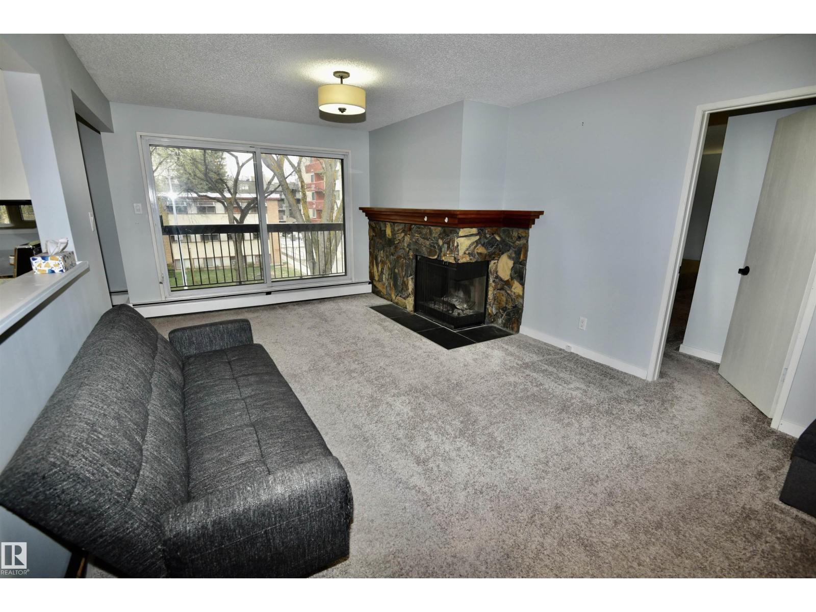 #21 10160 119 ST NW NW