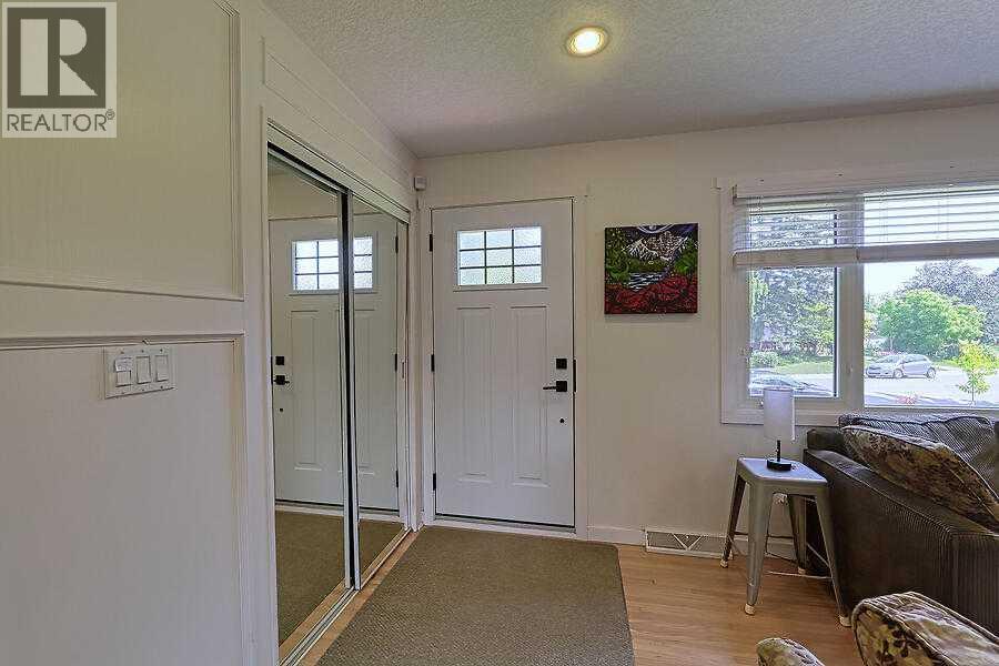 51 Hollyburn Road SW