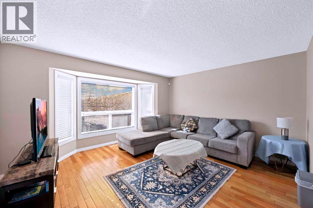 127 Whitehaven Road NE