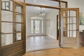 5591 MANOTICK MAIN STREET