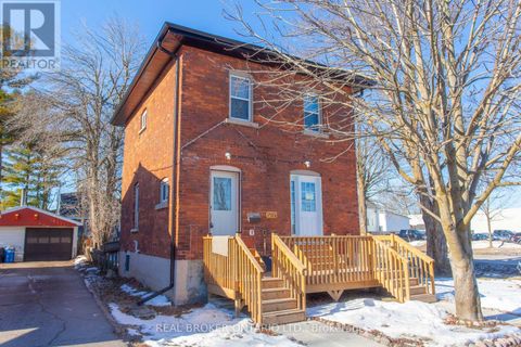 UPPER - 231 FRONT STREET S Orillia ON L3V4T1