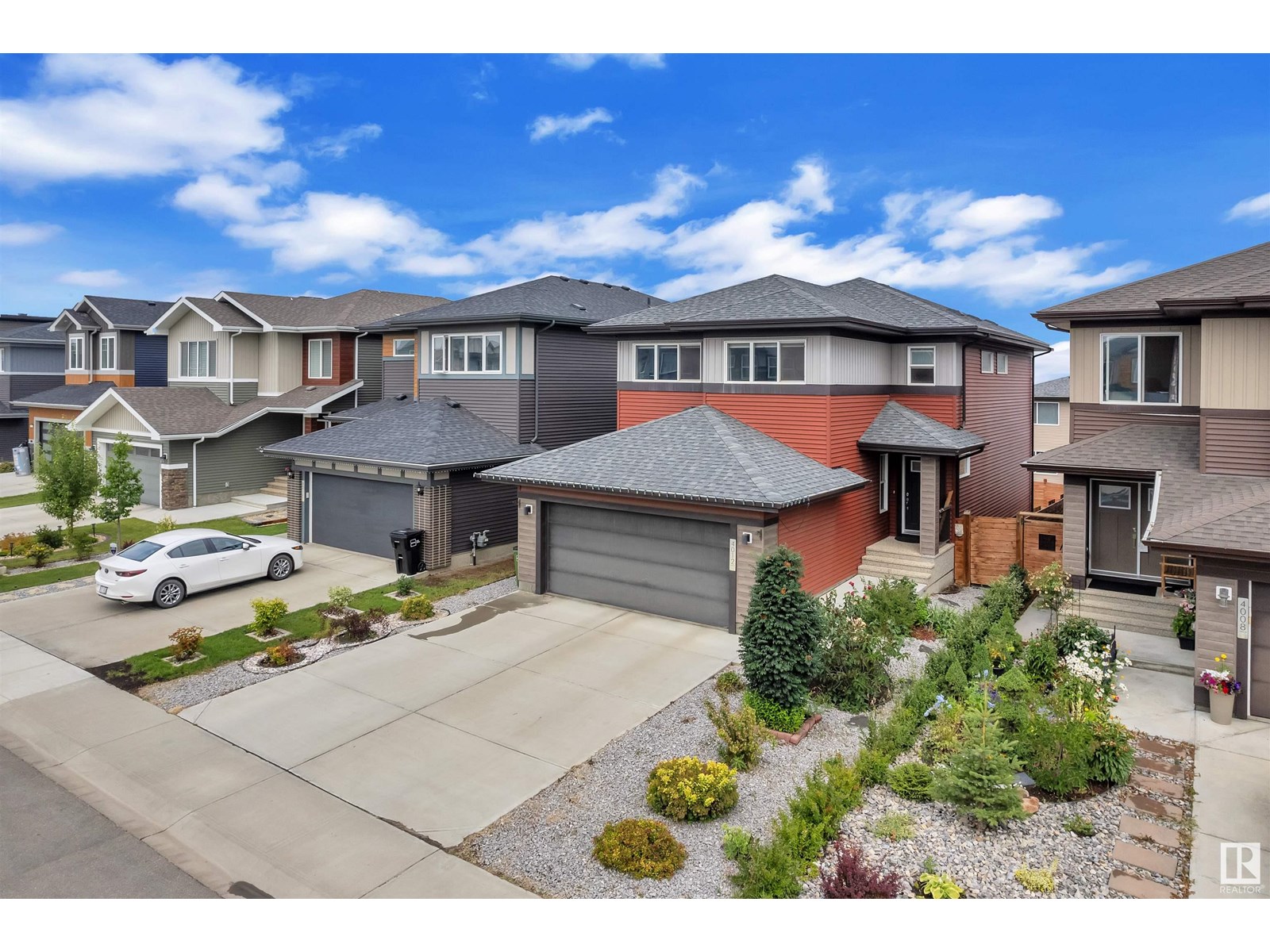 4012 6 AV SW