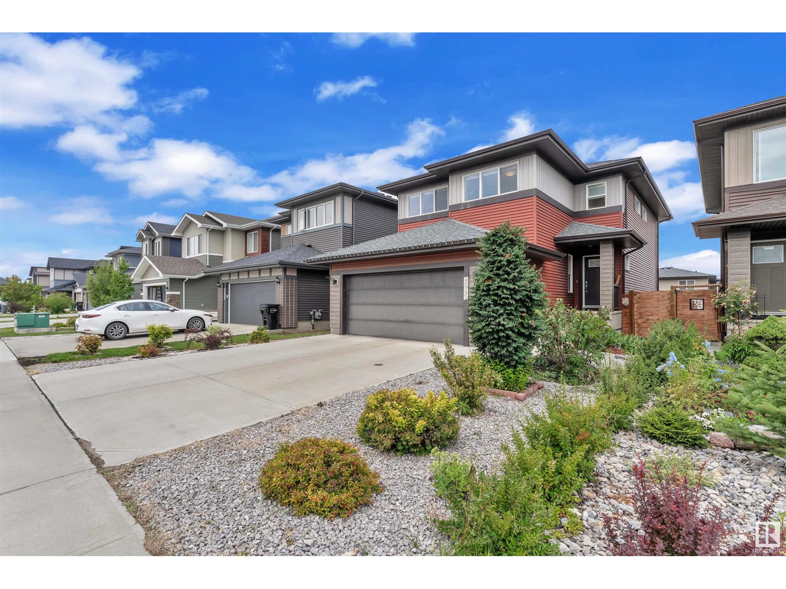 4012 6 AV SW