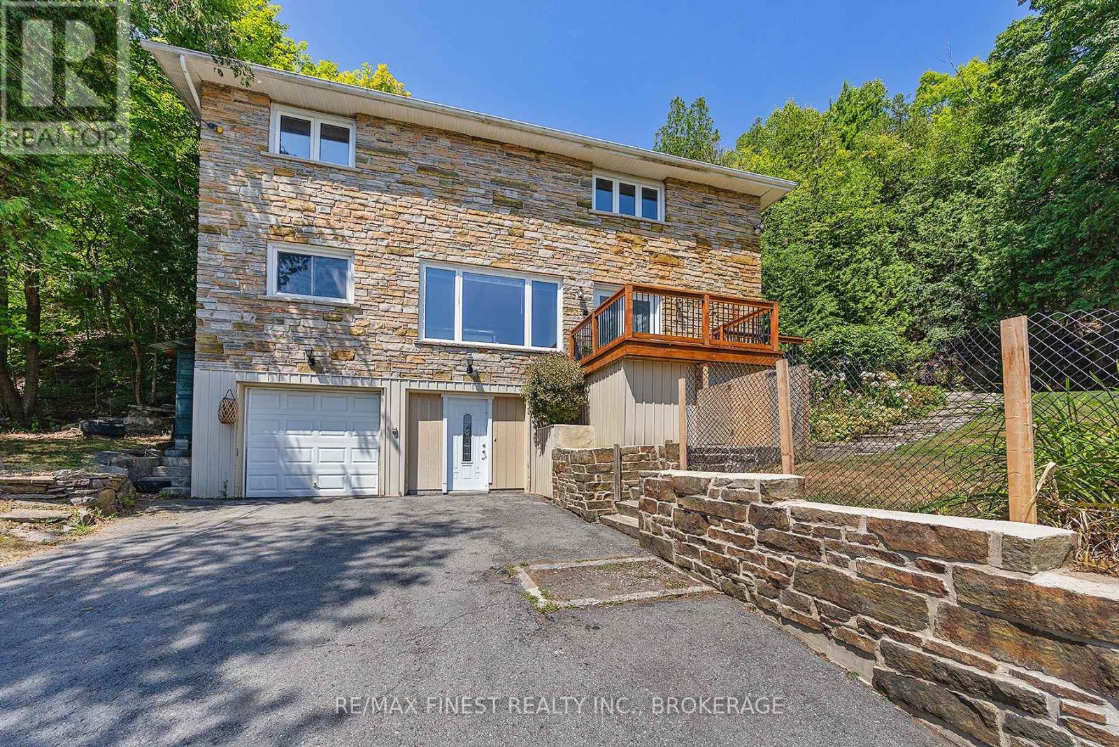 3327 LOUGHBOROUGH DRIVE