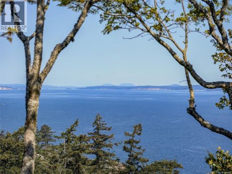 603 2829 Arbutus Rd Saanich BC V8N5X5