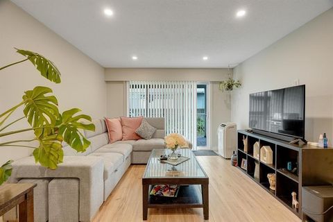 121 32850 GEORGE FERGUSON WAY Abbotsford BC V2S7K1