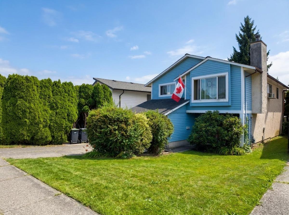 2506 WILDING CRESCENT