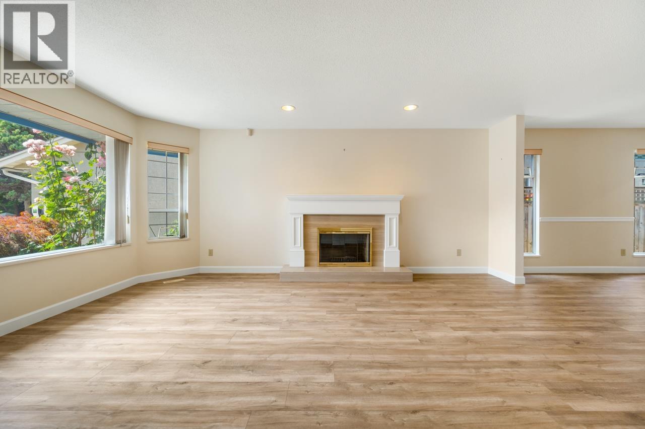 12420 PHOENIX DRIVE