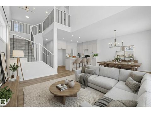 7115 177 AV NW Edmonton AB T5Z0W9