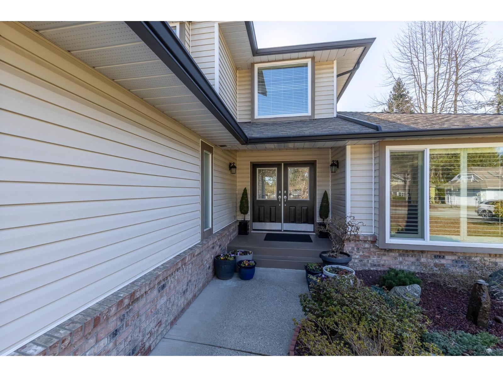 5976 SOUTHPARK GROVE