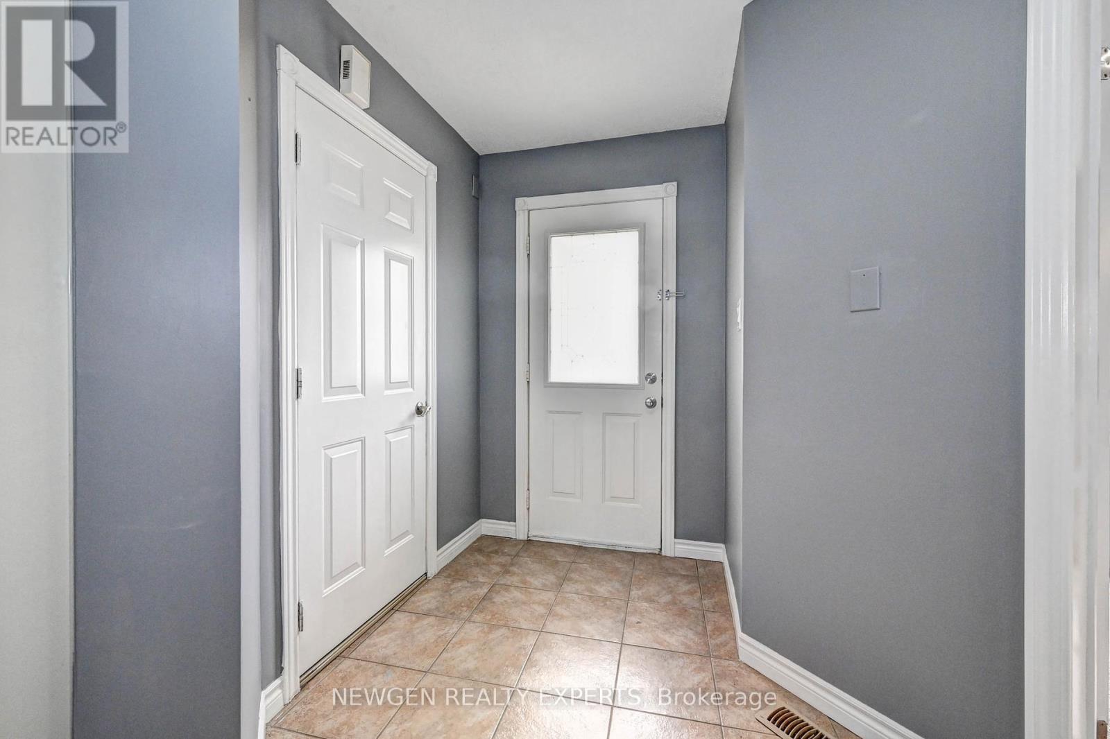 573 BURNETT AVENUE