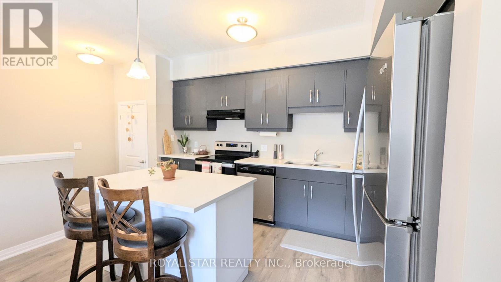 87 - 25 ISHERWOOD AVENUE