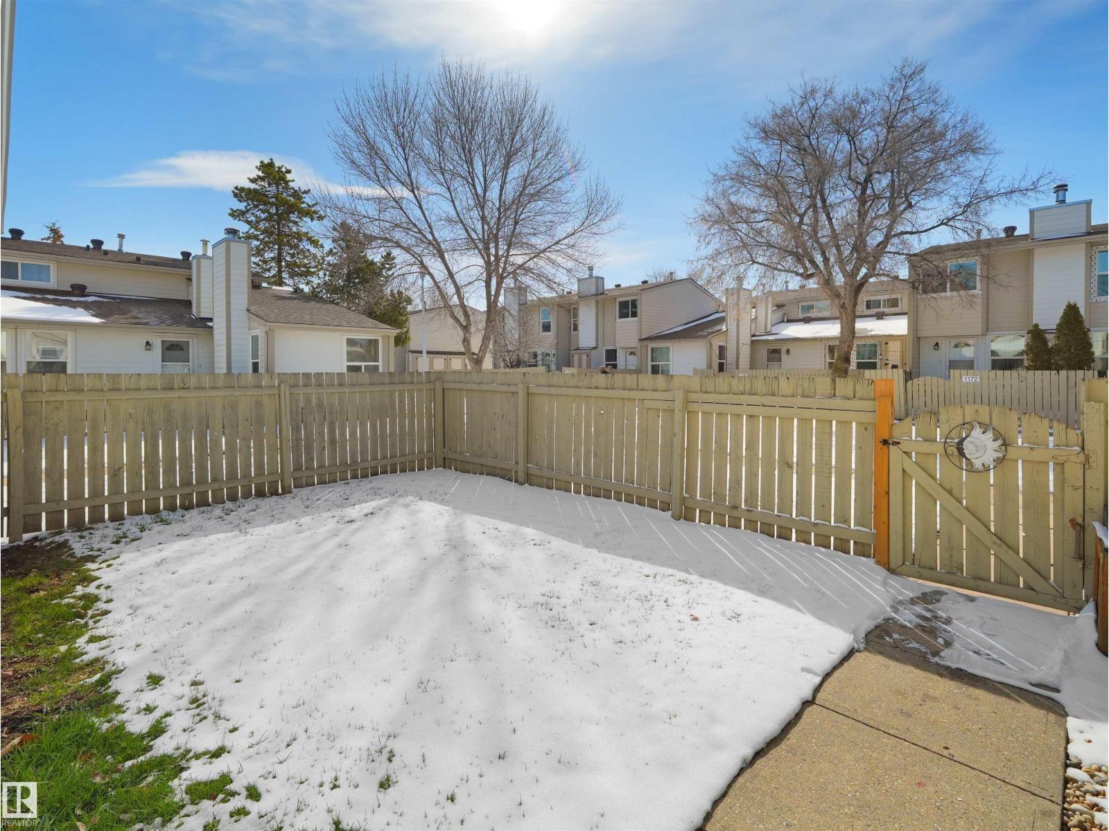 1164 KNOTTWOOD RD E NW