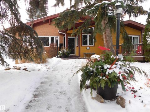 5704 144 ST NW Edmonton AB T6H4H4