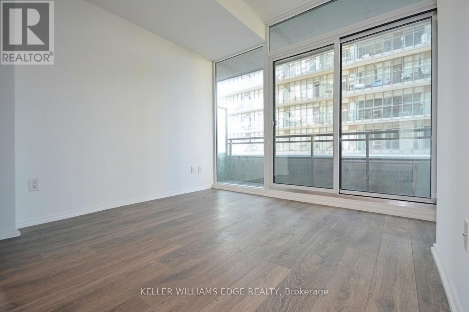 4005 - 45 CHARLES STREET E