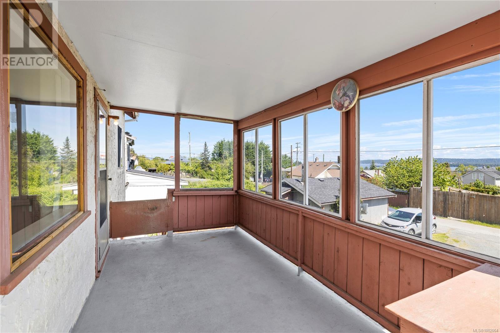 19 View St
