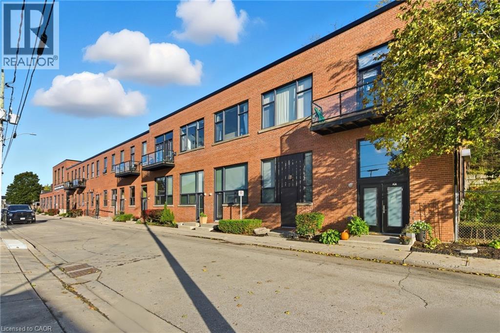 85 SPRUCE Street N Unit# 203