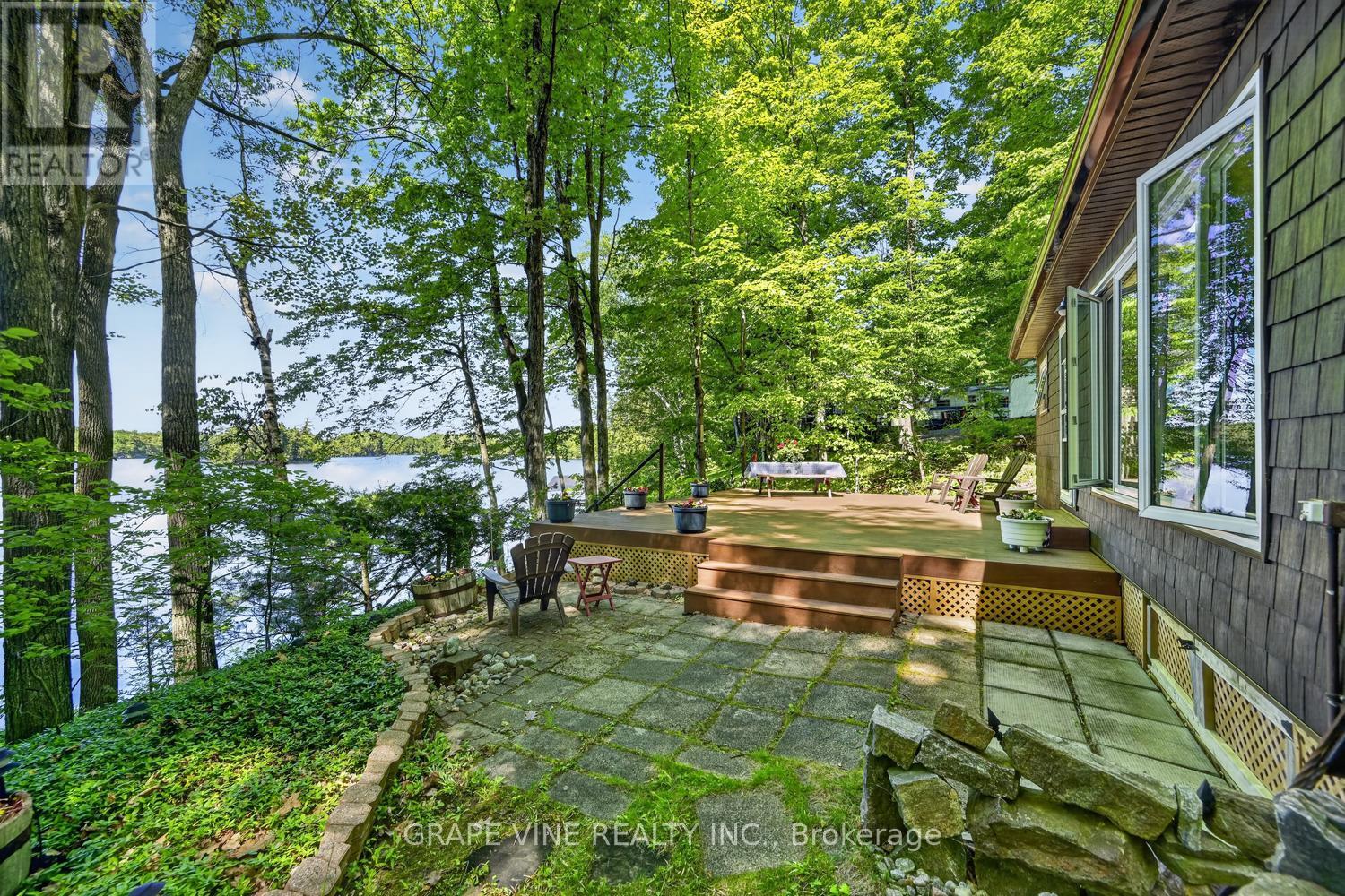 1010 FIREFLY LANE