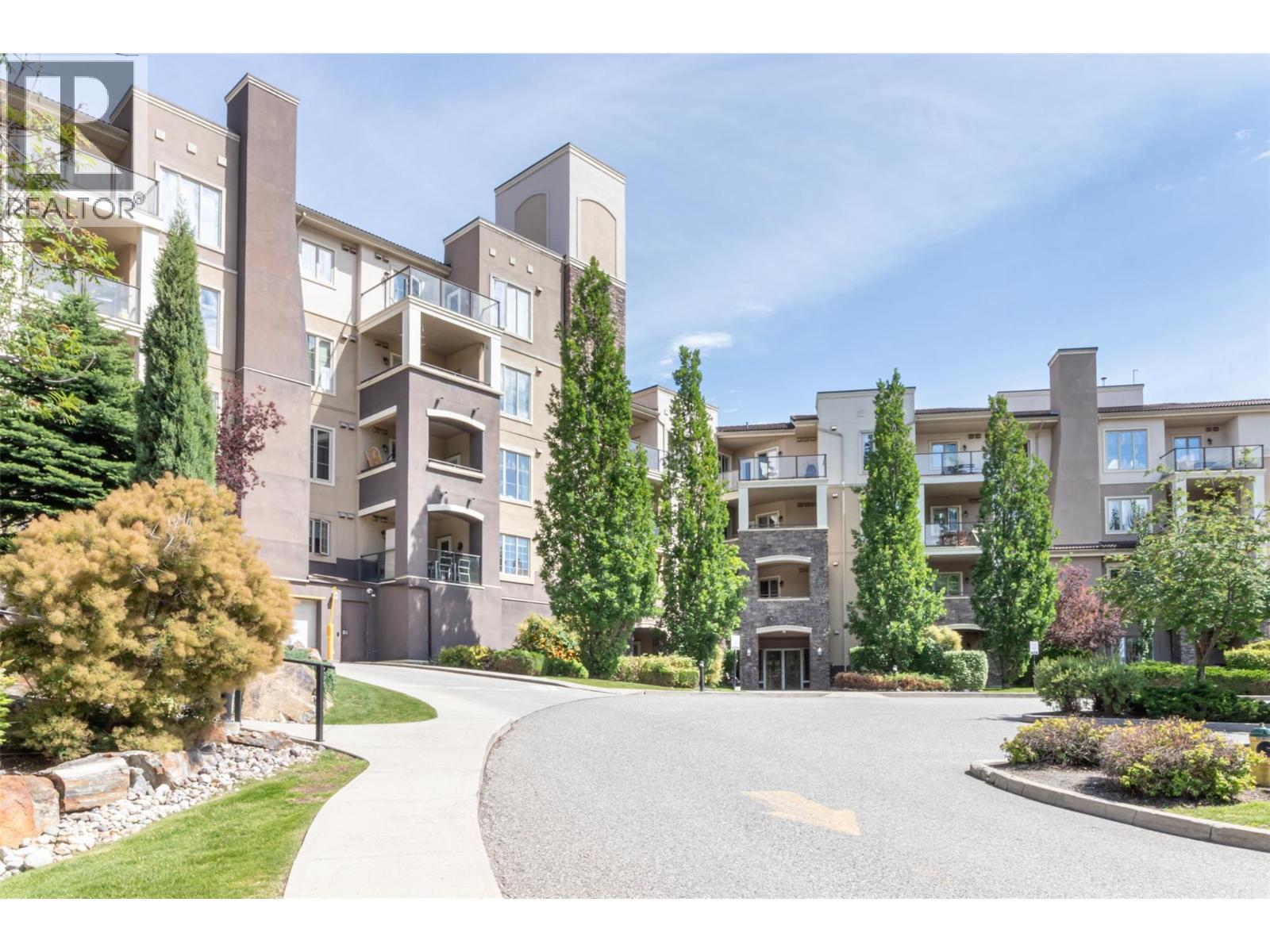 1873 Country Club Drive Unit# 2207