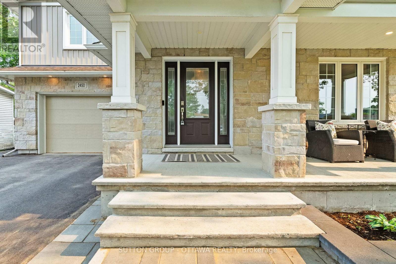 2450 BLACKSTONE CRESCENT