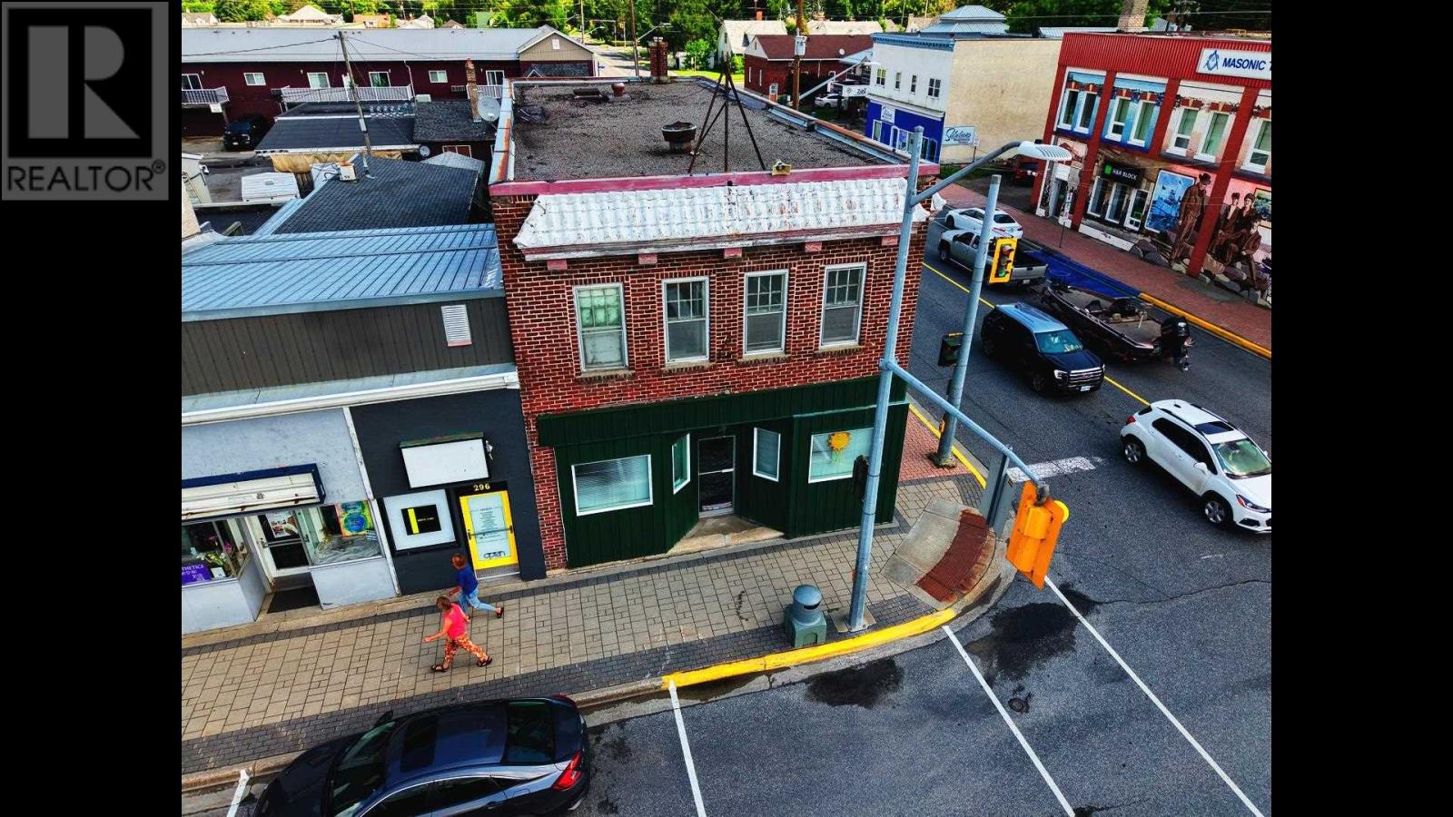 298 Scott ST