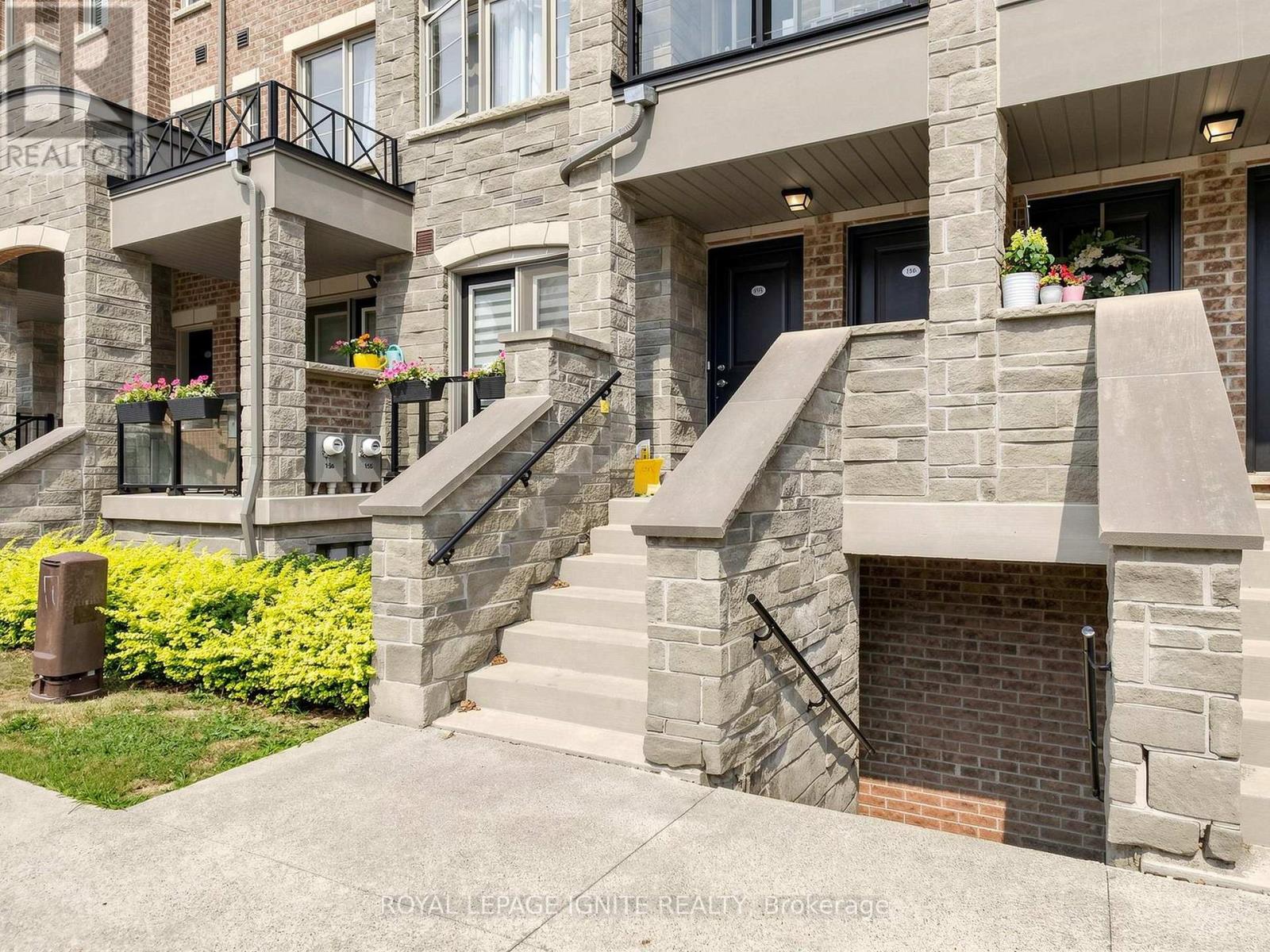 156 - 200 VETERANS DRIVE