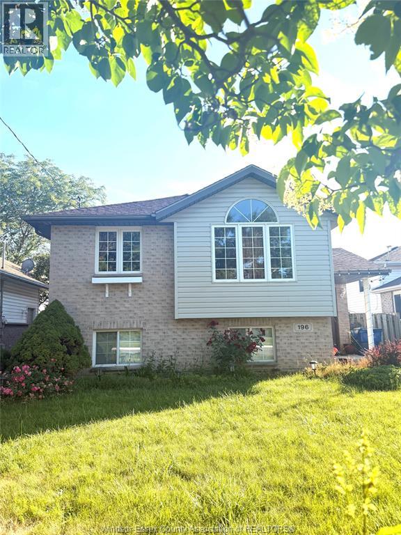 Photo 1 of 16 — 196 WOODS STREET, Chatham, ON N7L3R5