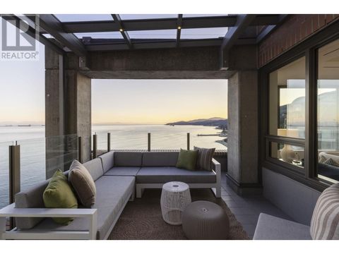 12 2250 BELLEVUE AVENUE West Vancouver BC V7V1C6