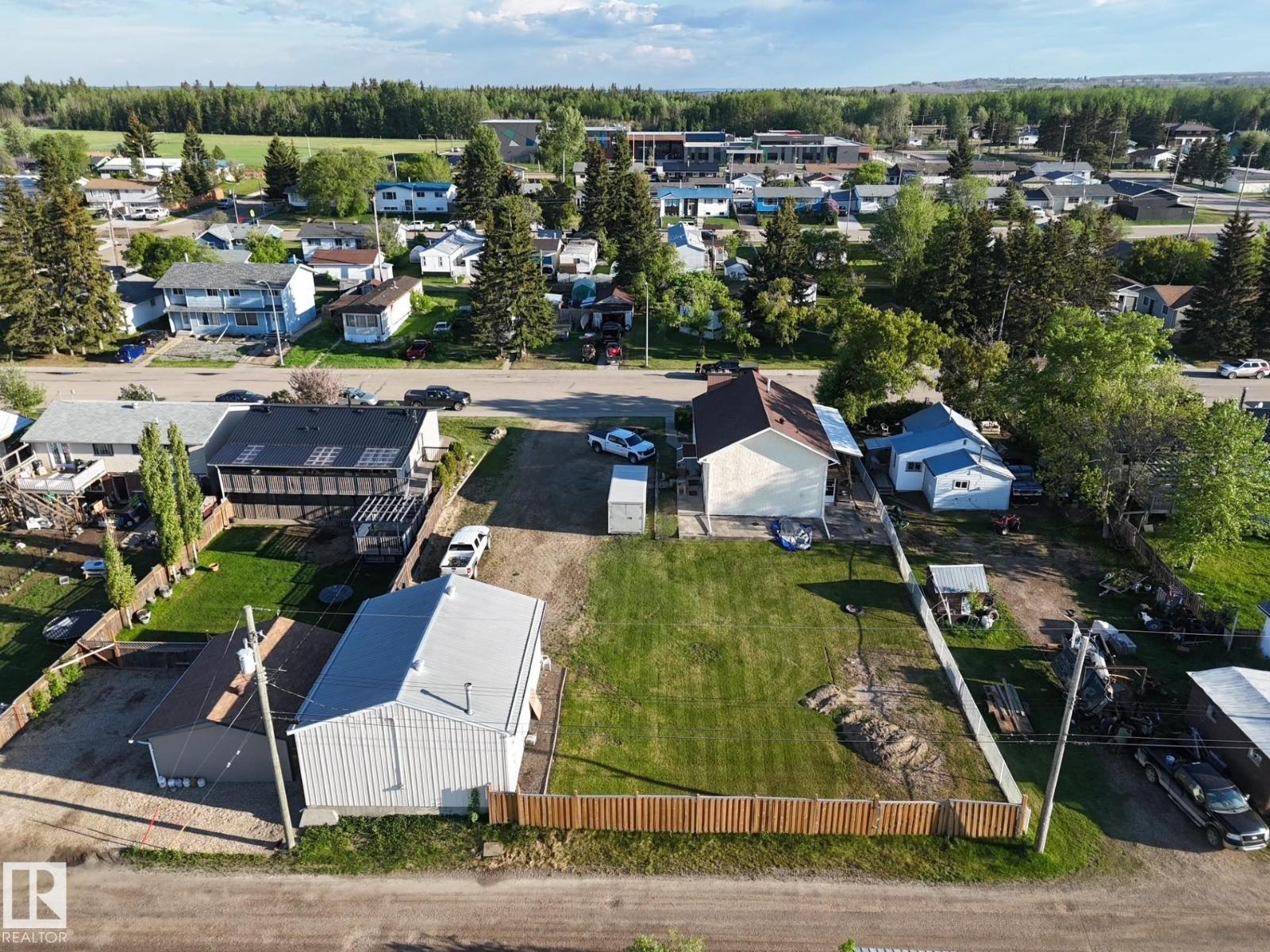 4722 48 AV