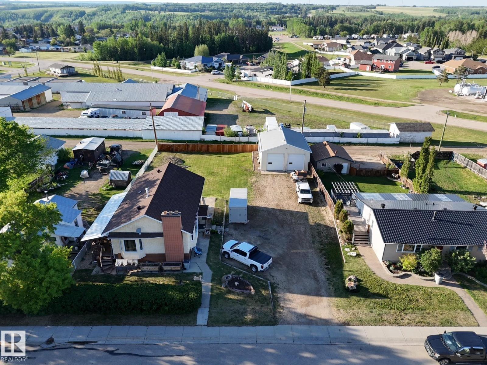 4722 48 AV