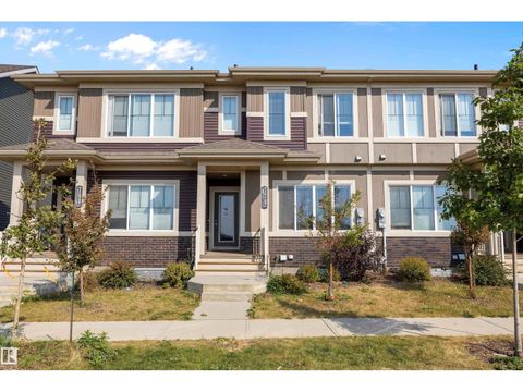 770 Orchards BV SW SW Edmonton AB T6X2Y7